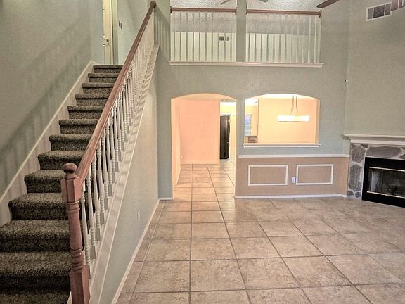 3rd image of 7205 Royal Oak Dr