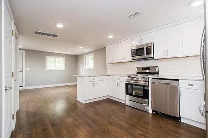 18 Everett Ave #3 — Photo 7
