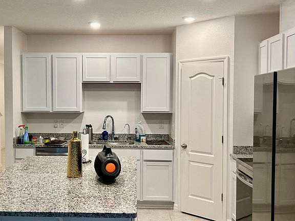 5th image of 3298 Penny Cove Ln
