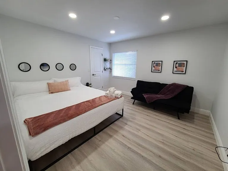 4201 Kipling Ave — Photo 10