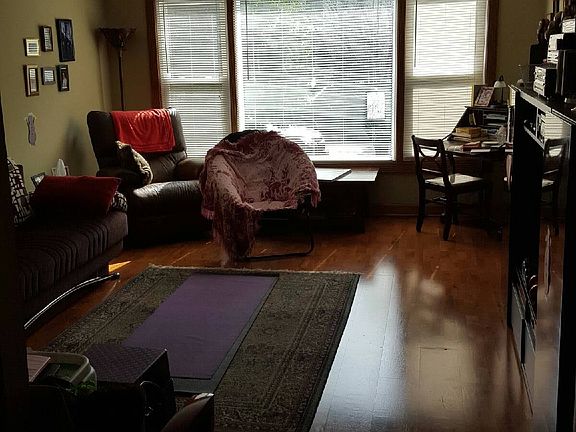 5th image of 4856 N Kruger Ave #1