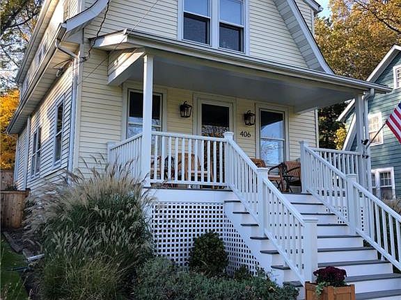 3rd image of 406 N Midland Ave