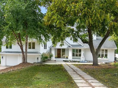 145 Smith Ave, Wayzata, MN, 55391