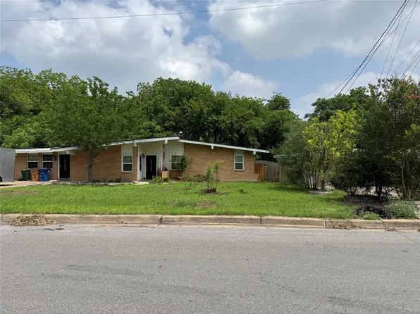 300 W Covington Dr, Austin, TX 78753