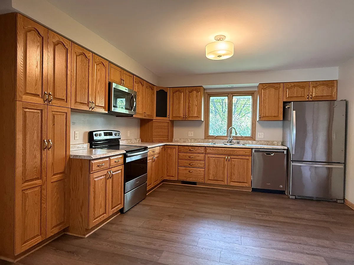 Building Photo - 5323 Autumn Ln