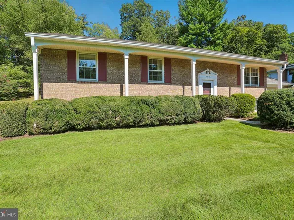 7213 Panorama Dr, Rockville, MD 20855