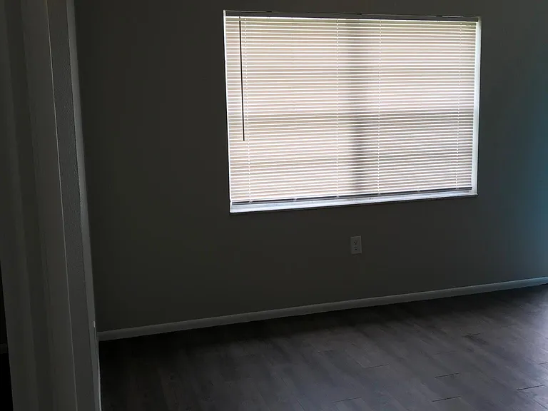 10375 Fordham St — Photo 6