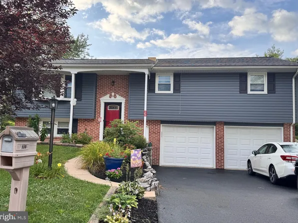 830 W Elm St, Palmyra, PA 17078