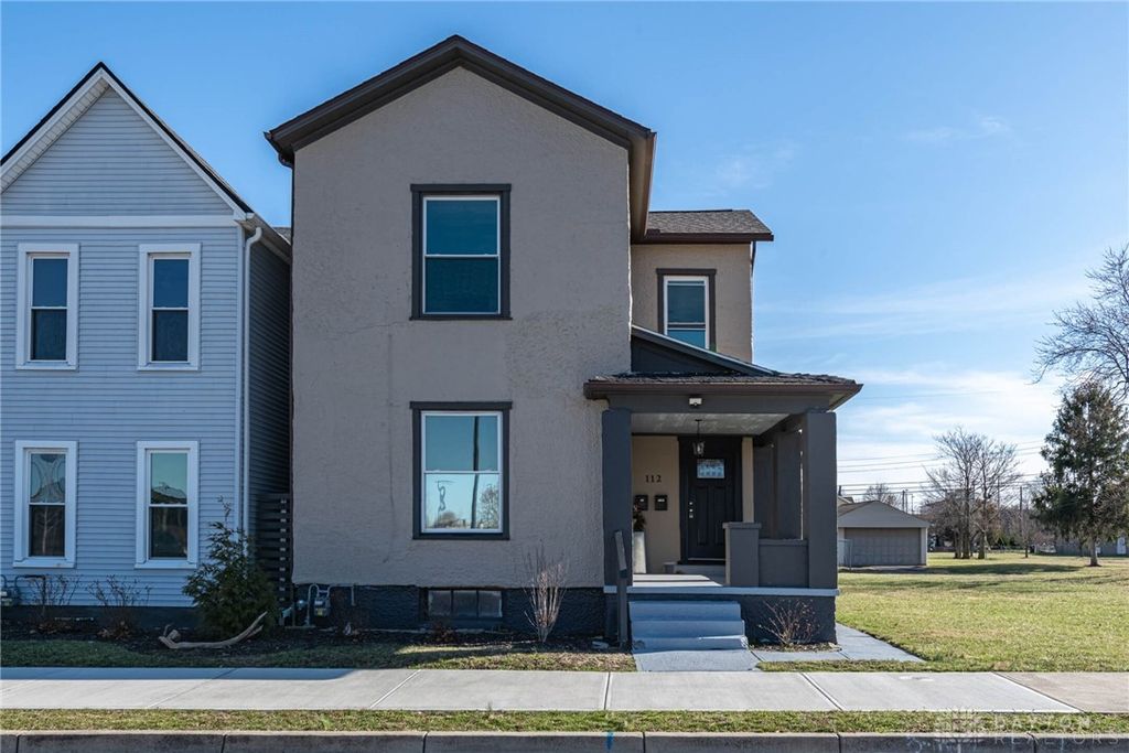 Real estate listing image