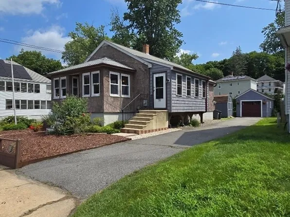 36 Marquette St, Gardner, MA 01440