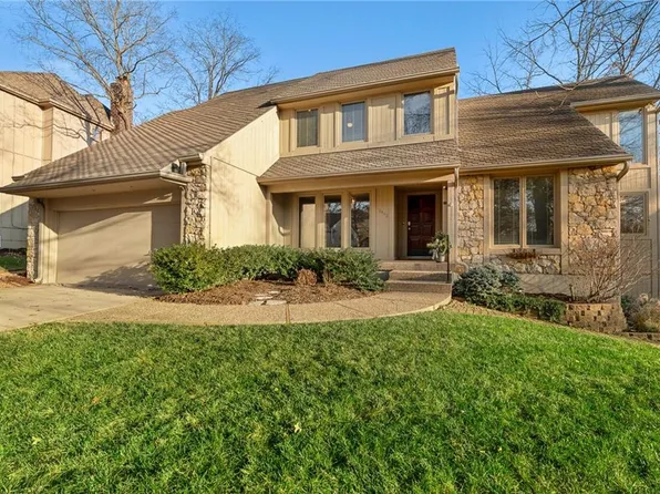 12443 Lamar Ave, Overland Park, KS 66209
