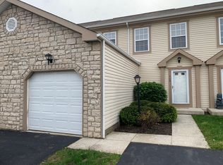 560 Faith Ann Dr, Pataskala, OH 43062