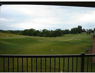 2nd image of 1020 Blackthorne Dr