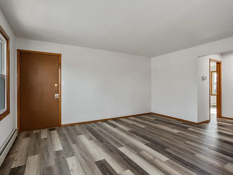 1730 Harold St — Photo 3