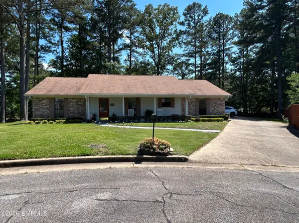 1215 64th Ct, Meridian, MS 39305