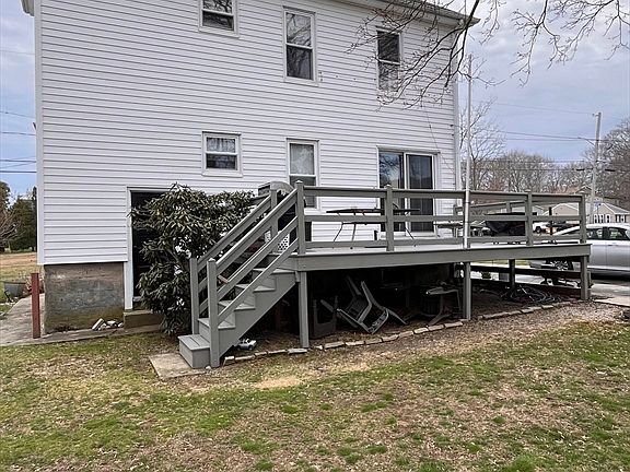 2nd image of 332 Albert St