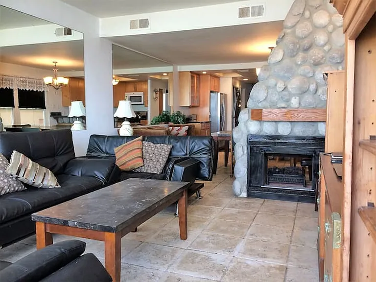 3237 Ocean Front Walk — Photo 8