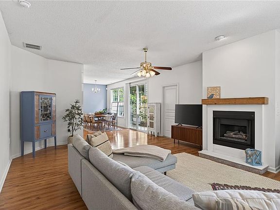 4th image of 2144 Whittington Ct