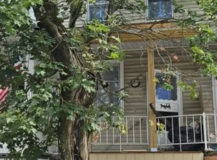 226 East Ave, Mount Carmel, PA 17851