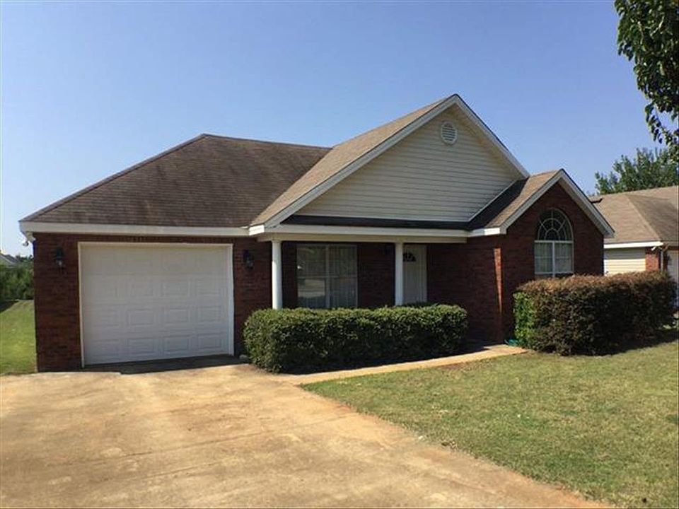 1st image of 115 Wembley Dr
