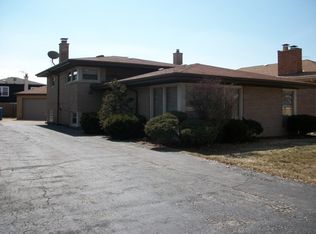 3241 W 85th St, Chicago, IL 60652