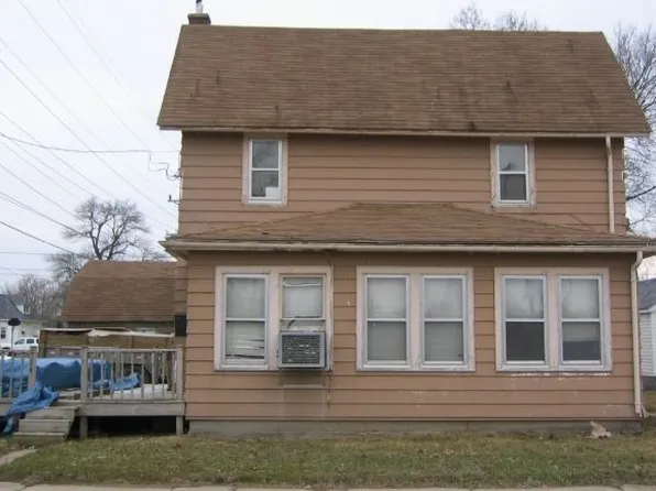 414 E 8th St, Rock Falls, IL 61071