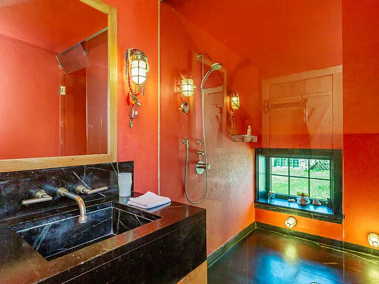 57 Jobs Ln — Photo 36