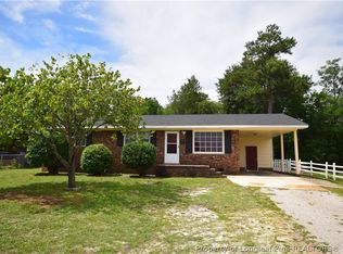 108 S 6th St, Spring Lake, NC 28390