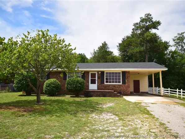 108 S 6th St, Spring Lake, NC 28390