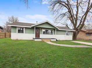 221 W Highland St, Siloam Springs, AR 72761