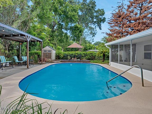 2nd image of 3738 HOOVER Lane