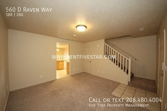560 D Raven Way — Photo 5