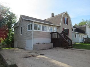 121 Prospect St NW, Sparta, MI 49345