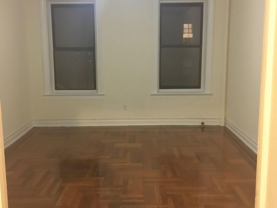 1st image of 8346 118th St