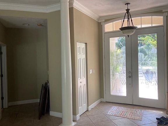 3rd image of 15 Sentry Oak Pl