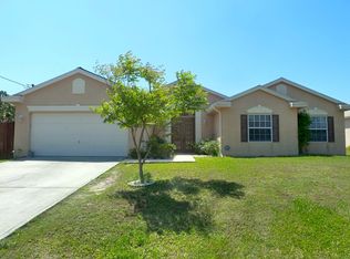 418 Fellenz St SW, Palm Bay, FL 32908