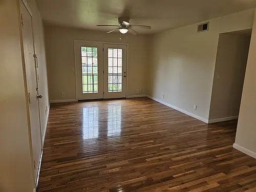 420 Walton Ln #N80 Photo 1