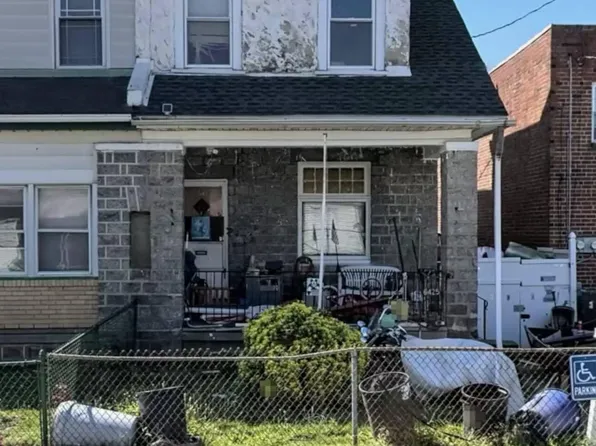 6425 Hegerman St, Philadelphia, PA 19135