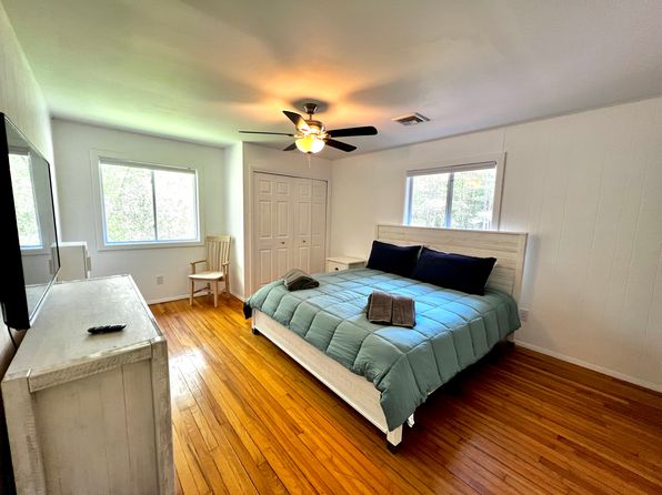 2510 Oak Cir #48