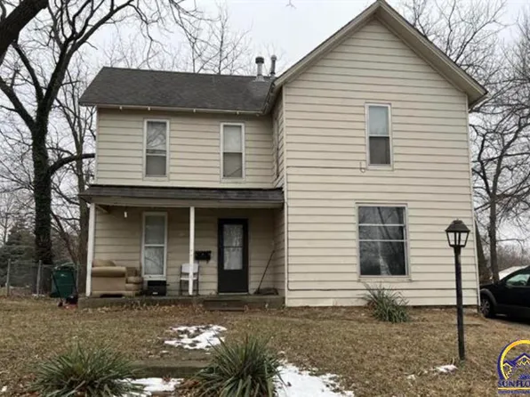 619 Vermont Ave, Holton, KS 66436