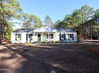 405 Swoope Dr, Southern Pines, NC 28387