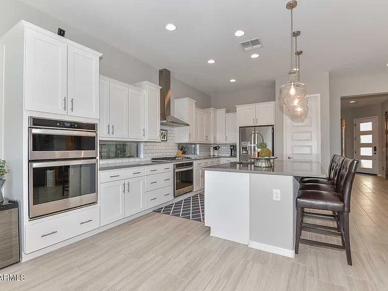 9661 W Patrick Ln — Photo 24