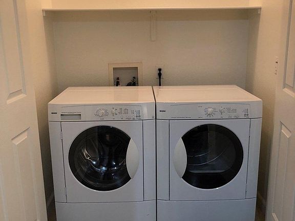 Full Size Washer and Dryer Closet