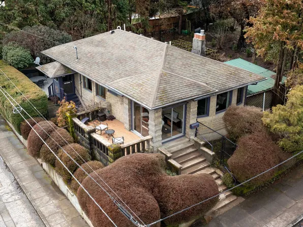7050 SE Yamhill St, Portland, OR 97215
