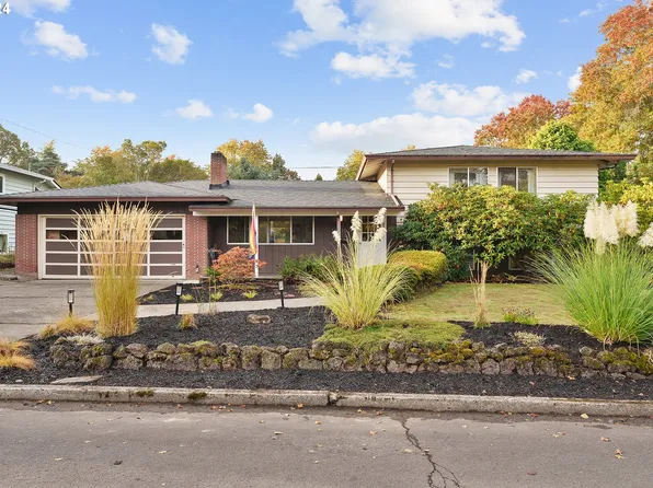 13930 SW Burlwood St, Beaverton, OR 97005