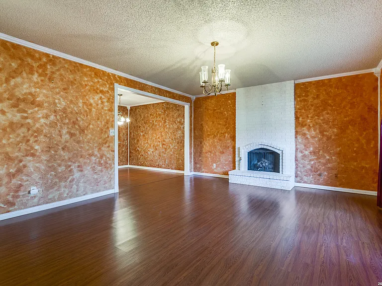 9394 Lamerton St — Photo 3