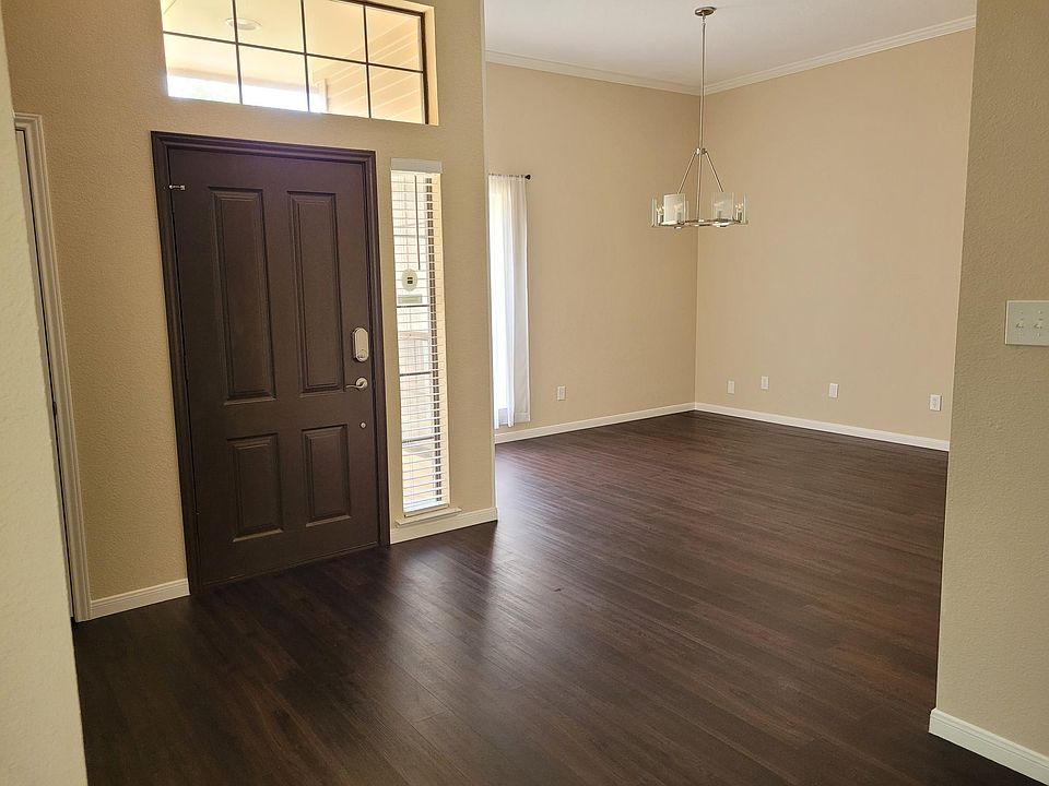 Entry and formal dining area