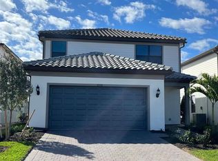 16310 Pine Mist Dr, Lakewood Ranch, FL 34211