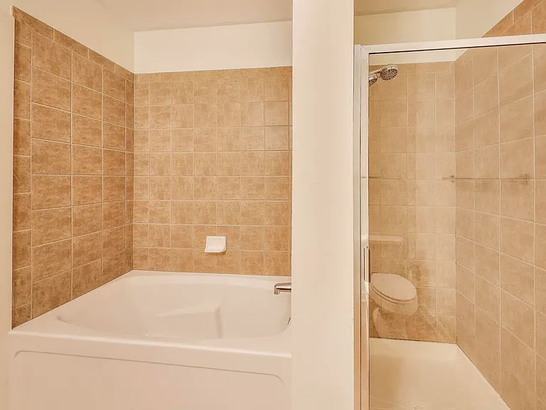 2235 W Maypole Ave #101 — Photo 9