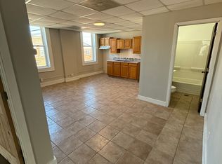 1876 Central Ave #202, Dubuque, IA 52001